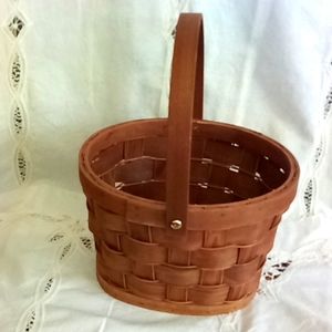 Hand made wooden folk art farmhouse country gathering basket